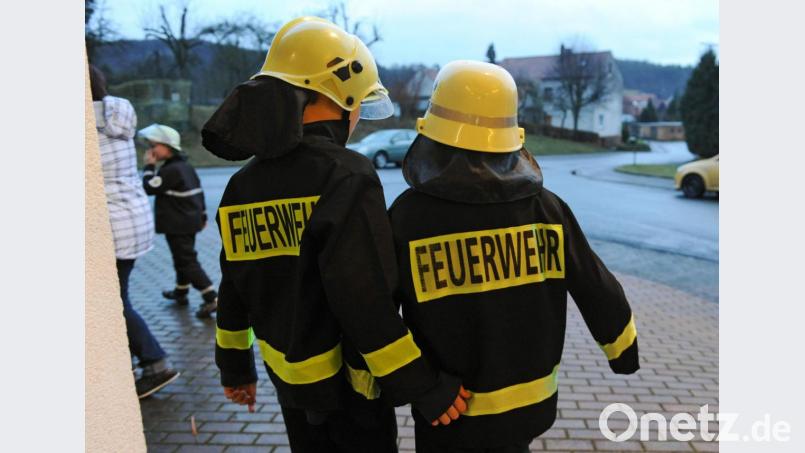 Mitglieder einer Kinderfeuerwehr. Eine solche soll es bald auch in Schnaittenbach geben. Symbolbild: Uwe Zucchi/dpa