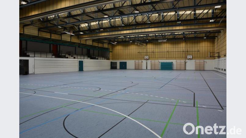 2,2 Millionen Euro hat die Stadt Mitterteich in die Sanierung der Mehrzweckhalle investiert. Bild: jr