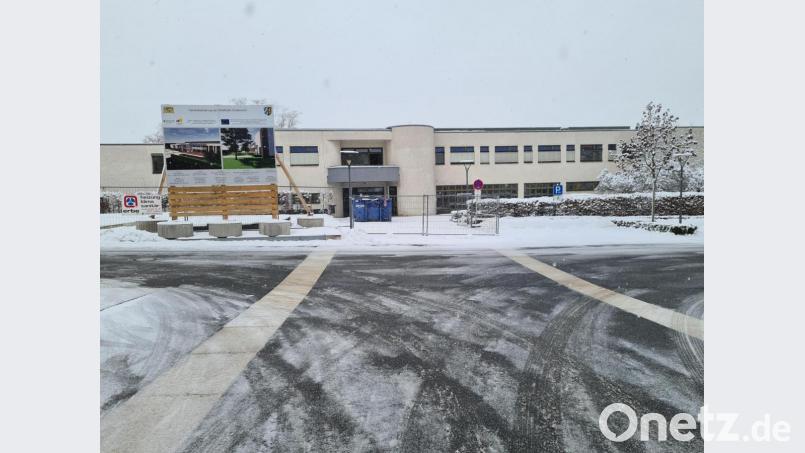 Auch Verschattung und Verdunkelung sind nun beschlossen. Die Stadthalle soll einmal ein &quot;Aushängeschild&quot; der Oberpfalz werden, wie ein Stadtrat meint. Bild: sne