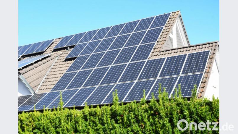 Strom vom Dach. Eine Möglichkeit alternativer Energiegewinnung - und ein Punkt, um den sich künftig Klimaschutzmanager und -beirat kümmern könnten. Bild: Gabi Schönberger