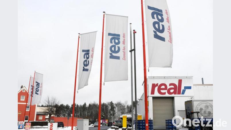 Wie geht es mit Real in Weiden weiter? Bis Anfang März soll eine Entscheidung fallen. Bild: Gabi Schönberger