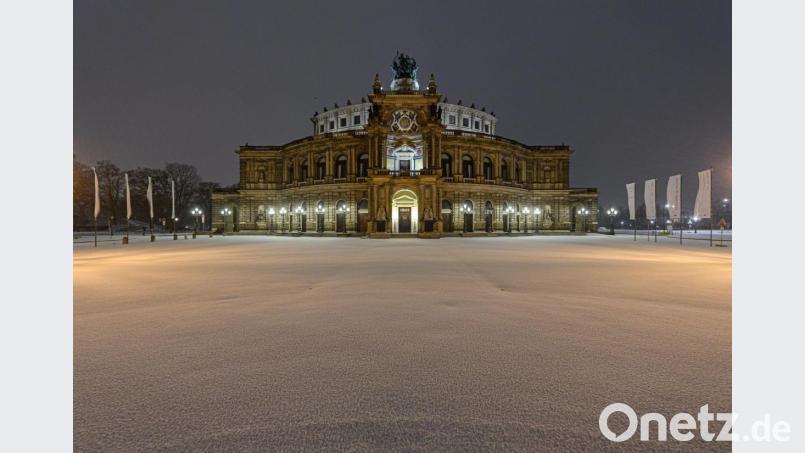 Der Arbeitsplatz des Tirschenreuther Michael Schmid: die Semperoper in Dresden. Bild: Robert Michael/dpa