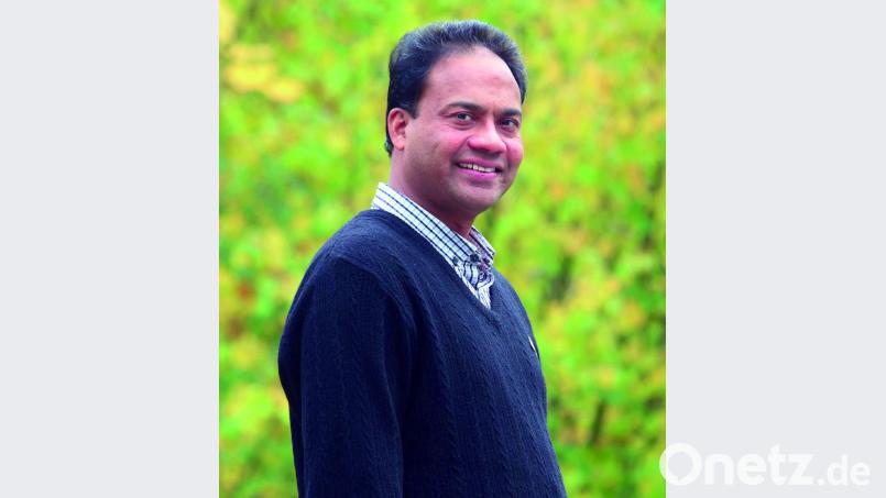 Ein Missionar aus ganzem Herzen will Saju Thomas sein. Seit fast 15 Jahren ist er Pfarrer in Rosenberg.. Bild: Verlag Franitza