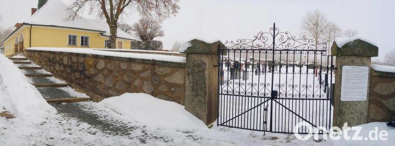Von der Katholischen Kirchenstiftung ging der Friedenfelser Friedhof (Bild) in den Besitz der Gemeinde über. Deshalb musste sich der Gemeinderat mit der Aufhebung einer Nutzungsvereinbarung beschäftigen. Bild: bsc