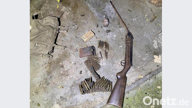 Munition in einer Garage in Neustadt/WN. Bild: exb/Polizei Neustadt