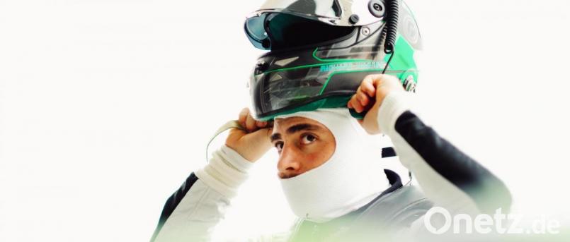 Richard Wagner sehnt dem Saisonstart im Porsche Carrera Cup herbei. Der Amberger Autorennfahrer möchte möglichst bald wieder den Helm aufsetzen und auf den Rennstrecken Vollgas geben. Bild: Samir Zorlak