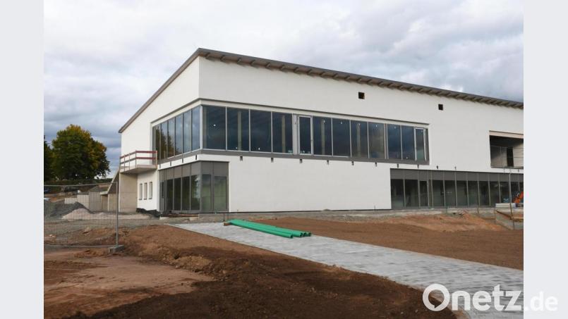 Die kulinarische Ausrichtung und mehrere zusätzliche Geräte machen eine Zuluftanlage in der Sportpark-Gaststätte nötig. Archivbild: Gabi Schönberger
