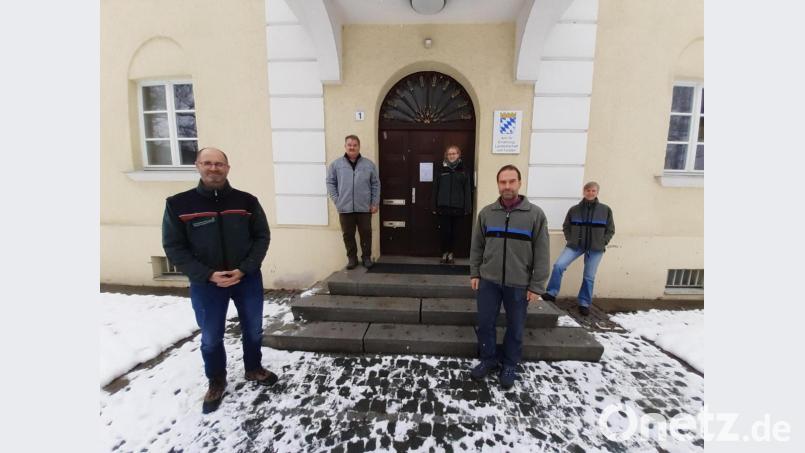 Zum Team der Fachstelle Waldnaturschutz Oberpfalz gehören (von links): Stefan Binner, Franz Meier, Aline Schwarz, Franz Eichenseer und Judith Knit. Bild: Wicht