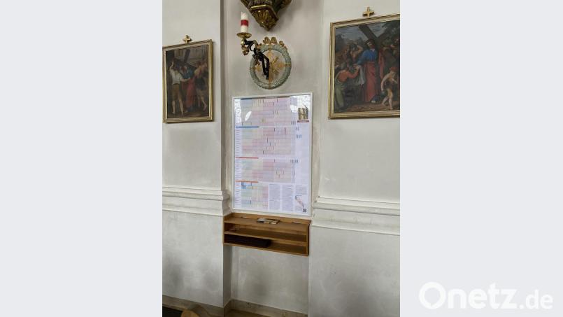 Welche Pfeifen noch frei sind, können Interessierte seit diesem Wochenende in der Pfarrkirche Mariä Himmelfahrt an einer Tafel sehen. Bild: Holger Popp/exb