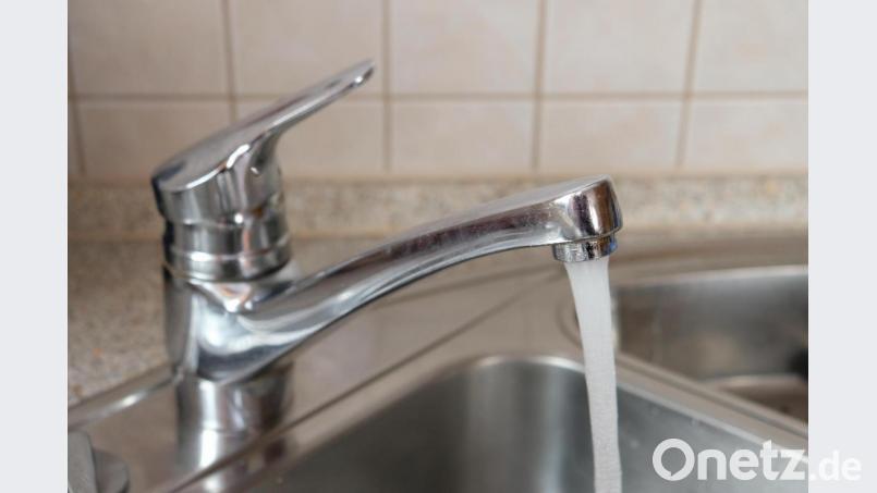 Trinkwasser als Quell des Lebens: Für die Sanierung der Wasserversorgung werden die Kirchenthumbacher nach jeder Teilbaumaßnahme zur Kasse gebeten Bild: do