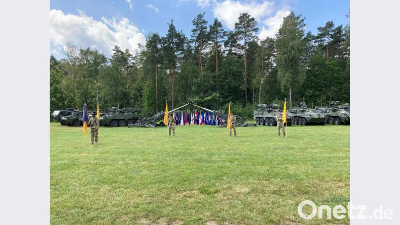 Auch künftig dürfte ein Kommandowechsel beim Stryker-Regiment der US-Army in Vilseck ein vertrautes Bild sein. Archivbild: e