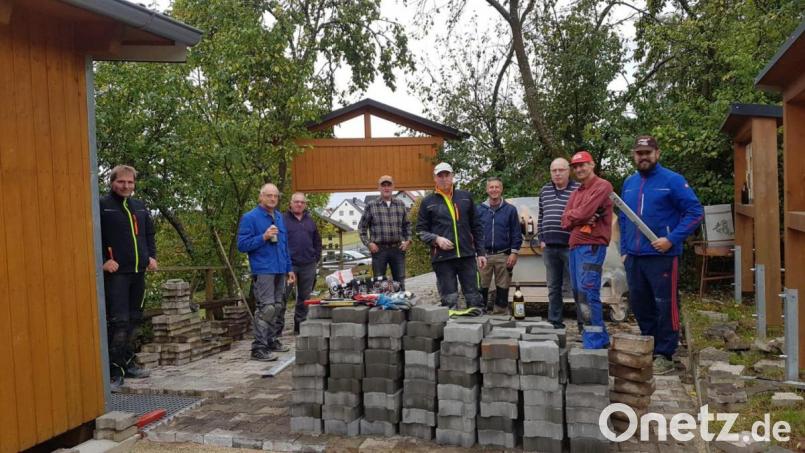 Der Bienenzuchtverein Sulzbach-Rosenberg hat seinen Lehrbienenstand barrierefrei zugänglich gemacht. Bild: Alexander Titz/exb
