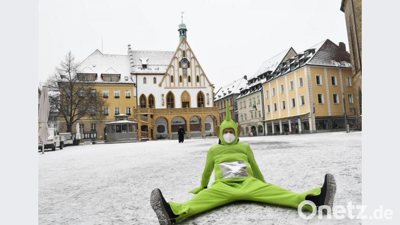 Aschermittwochsstimmung schon am Unsinnigen Donnerstag: Auch in Amberg fällt der Fasching aus und mit ihm die legendäre Hexennacht. Bild: Petra Hartl