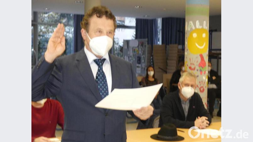 Ludwig Schneider wird vereidigt. Bild: rn