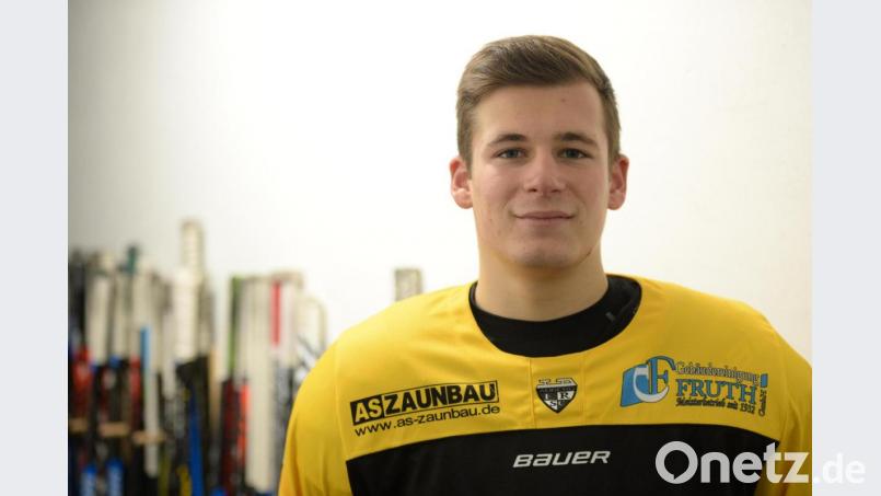 Daniel Troglauer stürmt auch in der kommenden Saison für den ERSC Amberg. Archivbild: Andreas Brückmann