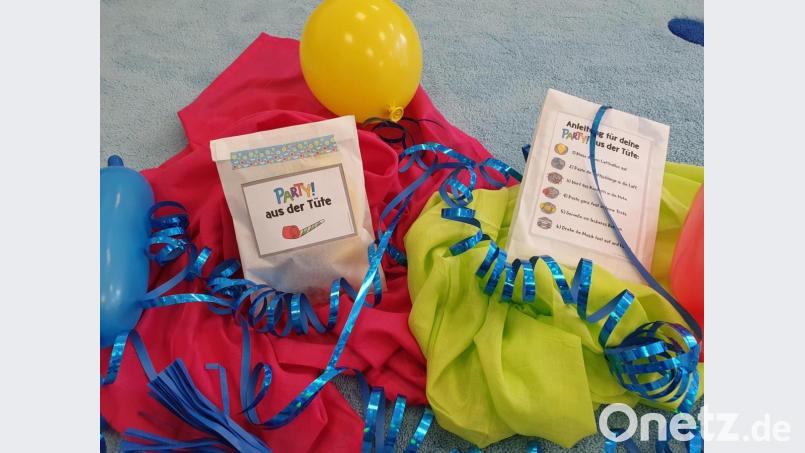 Der "Fasching aus der Tüte" sorgt bei den Freudenberger Hammermühlenkindern für ein Lächeln im Gesicht. Bild: Nina Rossow