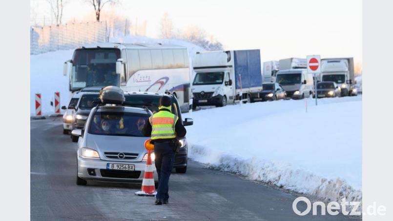 Grenzkontrollen der Bundespolizei an der deutsch-tschechischen Grenze. Bild: Sebastian Kahnert/dpa