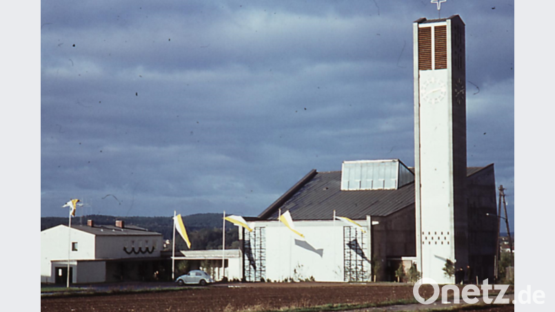 Auferstehungskirche in den 1960er Jahren Archivbild: fsb
