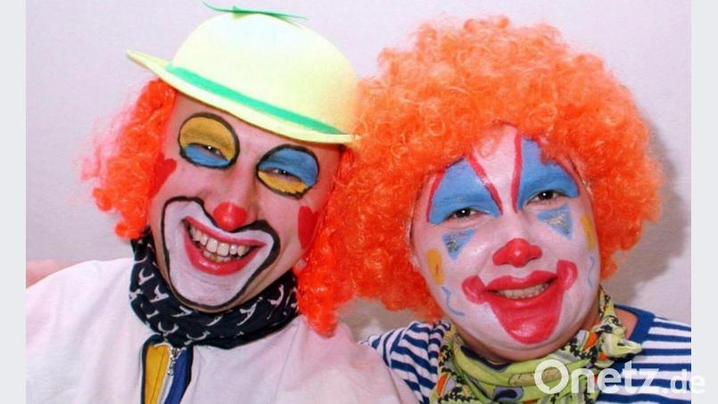 Die fünfte Jahreszeit in besseren Zeiten. Gibt es solche oder ähnliche Clownereien heuer im Familienkreis? Dann schicken Sie uns bis Rosenmontag Bilder davon. Bild: wen