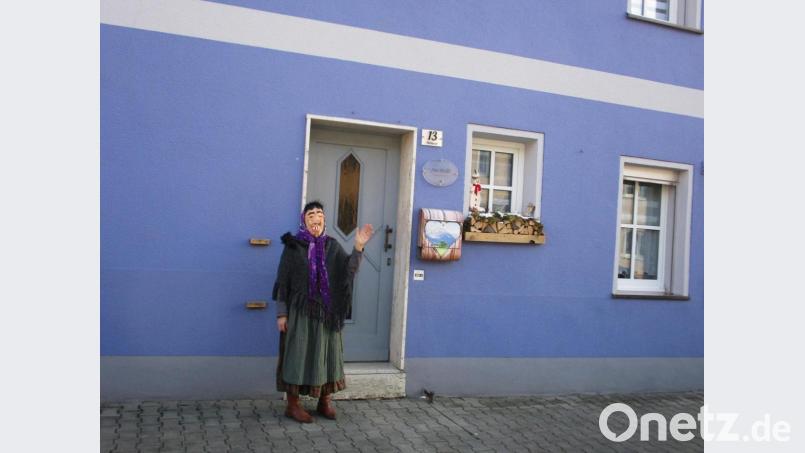 Hahnbachs Dritte Bürgermeisterin Evi Höllerer findet alles wie verhext. Bild: mma