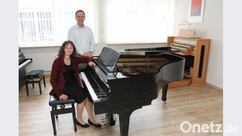 Susanne und Michael Schieder sind schon ganz gespannt auf das Youtube-Konzert. Bild: pi
