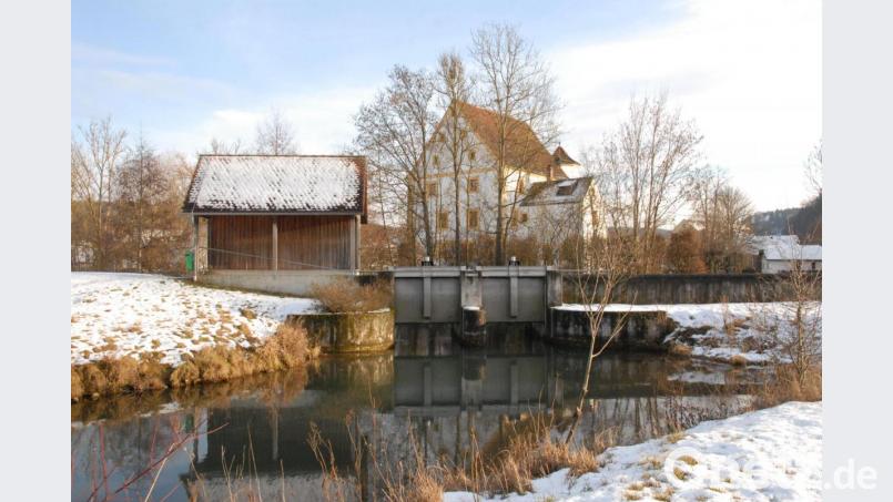Ein Klappenwehr am Oberen Schloss. Bild: pop