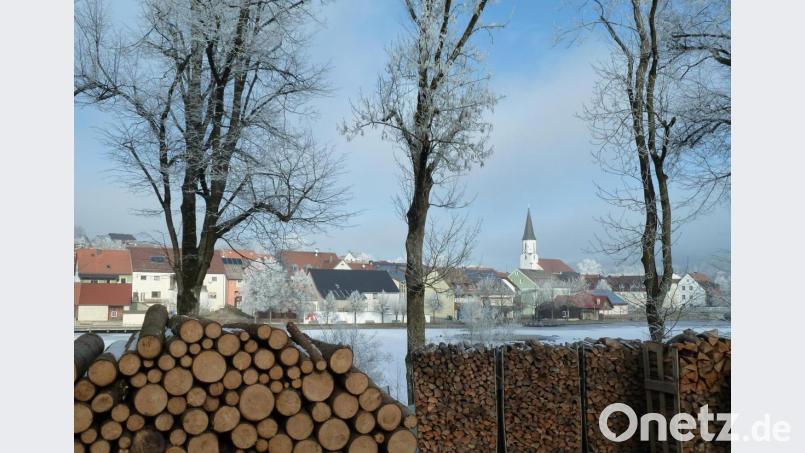 Das nächste Minus im Blick: Mit komfortablen Rücklagen ausgestattet, kann die Stadt Schönsee im Frühjahr den Haushaltsplan 2021 aufstellen. Etliche geschobene Maßnahmen reißen dort aber sicher Löcher ein. Bild: Portner