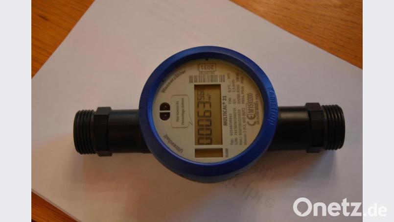 Haushalte, in denen bereits digitale Funk-Wasserzähler (Bild) installiert sind, haben gar keine Ablesekarten mehr erhalten. Der Zählerstand wird elektronisch ausgelesen. Bild: jr