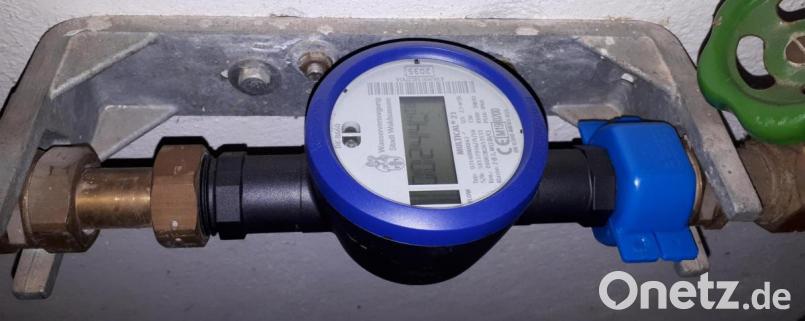 Die Funk-Auslesung der Zählerstände der digitalen Wasseruhren (Bild) im Stadtgebiet Waldsassen hat mehrere Fehlerprotokolle ergeben: Dabei wurden Undichtigkeiten im Leitungsnetz entdeckt. Bild: pz