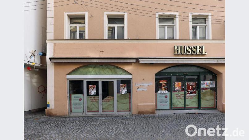 Das ehemalige Hussel-Haus in der Georgenstraße soll abgerissen werden. Einen entsprechenden Antrag hat die Stadt bereits genehmigt. Bild: Wolfgang Steinbacher