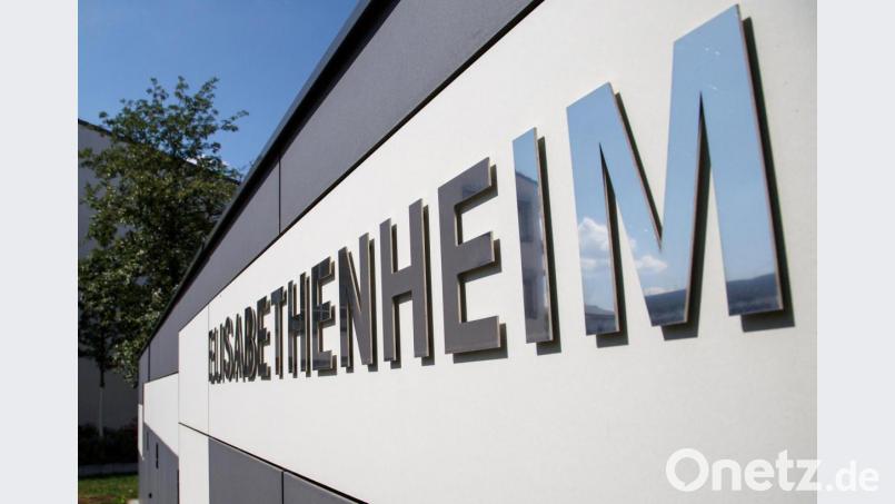 Nur rund die Hälfte der außerhalb der Reihe Geimpften im Elisabethenheim waren tatsächlich entweder vorerkrankt oder über 70 Jahre alt. Bild: Clemens Hoesamer