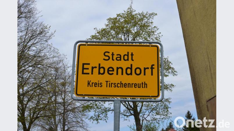 Hier ein Ortsschild der Stadt Erbendorf. Bild: wolfgang Benkhardt