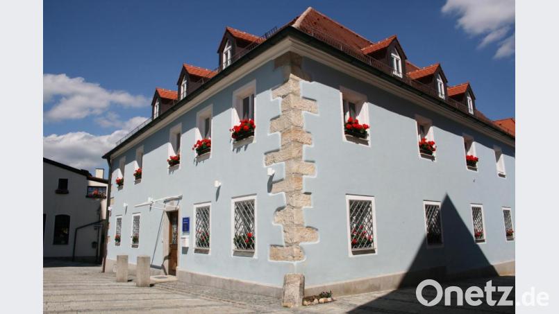 Heute präsentiert sich im ehemaligen Simultanschulhaus das Heimat- und Bergbaumuseum. Bild: njn