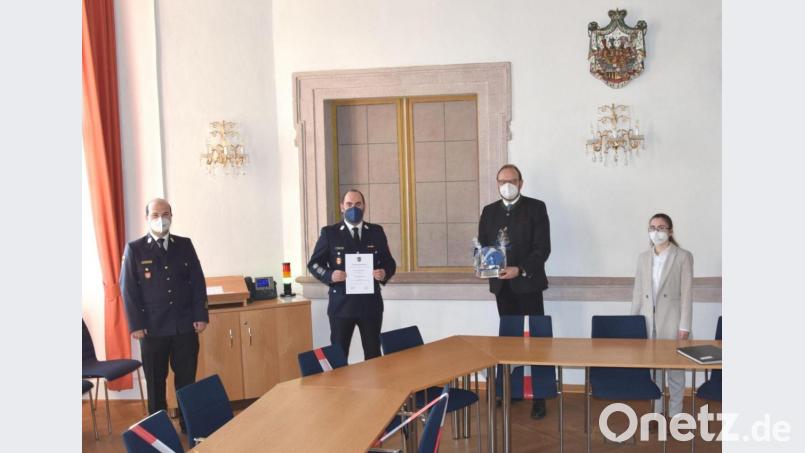 Manuel Bock wurde zum Kreisbrandmeister für Katastrophenschutz ernannt. Bild: Landratsamt Neustadt a.d.Waldnaab/Marcel Weidner/exb