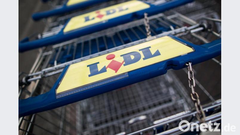 Lidl-Einkaufswagen Symbolbild: Marcel Kusch/dpa