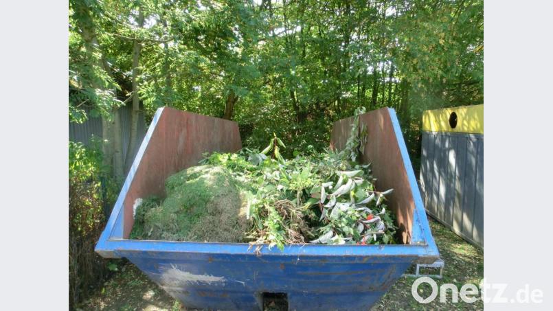 Grüngutcontainer wie hier in Theisseil werden im Landkreis ab 15. März wieder aufgestellt. Bild: Landratsamt Neustadt