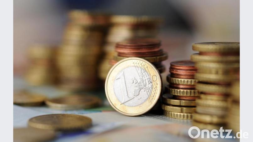 Finanziell können sich viele Oberpfälzer nicht beschweren. Laut einer Studie bleiben den Ambergern nach Abzug der Lebenshaltungskosten im Schnitt jährlich 16 334 Euro übrig. Bild: Tobias Hase/dpa