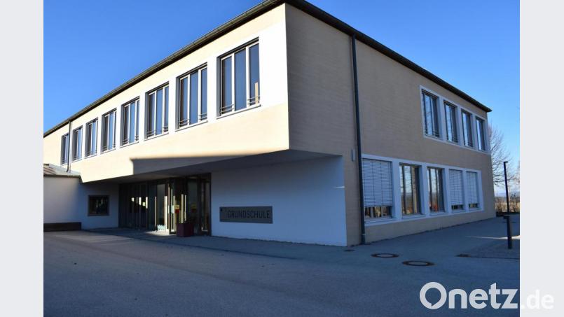 Eine Lehrerin der Grundschule Plößberg bat um Unterstützung der Marktgemeinde was den Verkehrserziehungsplatz anbelangt. Bild: szl