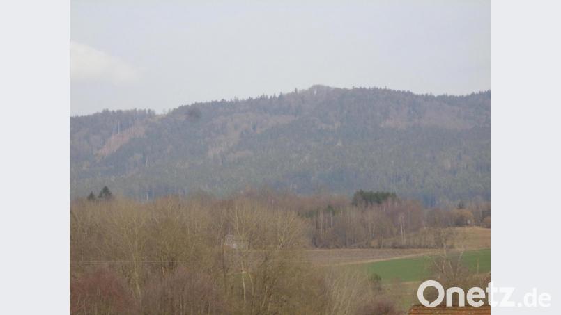 Von der Westseite des Frauensteines erhält die Schneeberger Gruppe ihr Trinkwasser Bild: amö