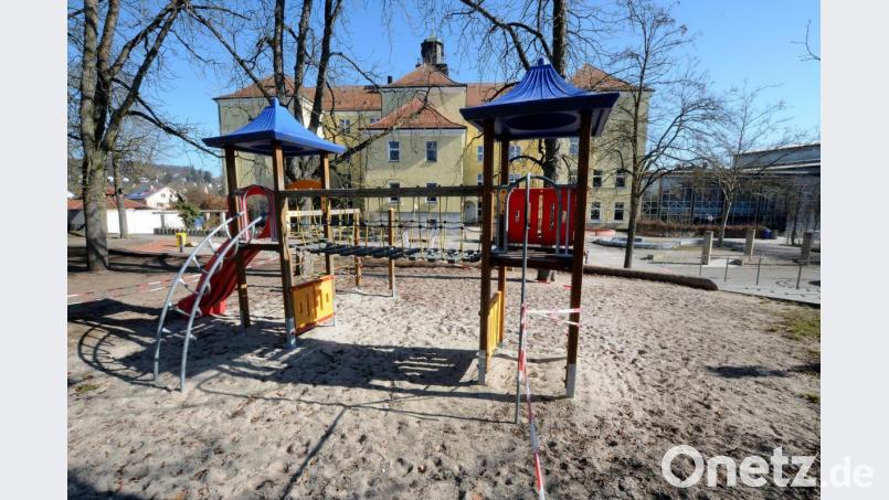 Für die Max-Josef-Grundschule wurde bereits im Jahr 2019 ein Antrag auf Jugendsozialarbeit an Schulen gestellt. Doch damals war das Budget des Freistaats bereits erschöpft, der Antrag soll jetzt erneuert werden. Bild: Stephan Huber