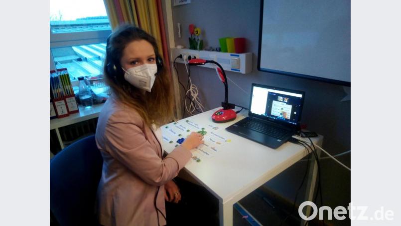 Lehrerin Lucia Stierstorfer in einem Lernentwicklungsgespräch. Bild: fpoz
