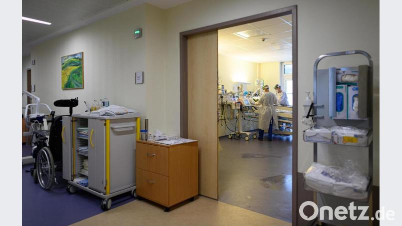 Selbst wer wegen seiner Covid-Erkrankung nicht auf der Intensivstation gelandet ist, hat lange nach der Infektion oft mit Spätfolgen zu kämpfen. Symbolbild: Robert Michael/dpa