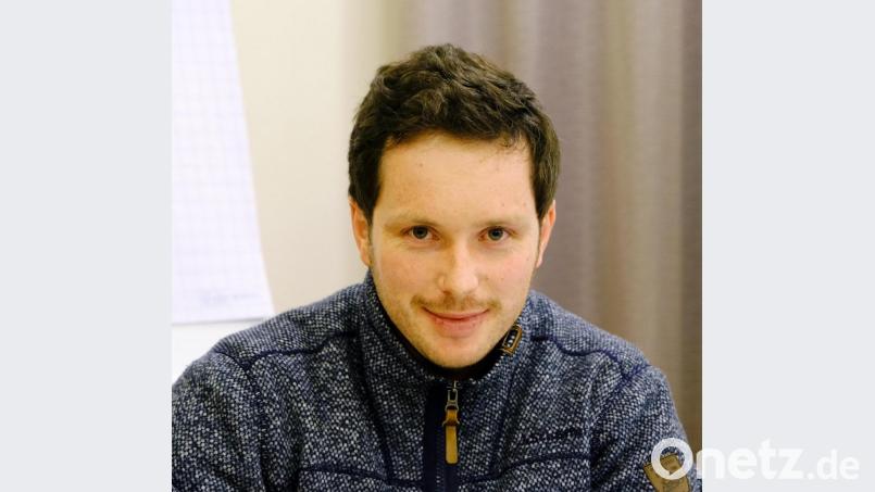 Mächtig ins Zeug legte sich Dritter Bürgermeister Alexander Schatz in seiner Funktion als Fraktionssprecher der Bürgergemeinschaft Thurndorf bei seinem Antrag zur Überprüfung der Trinkwasserqualität. Bild: do