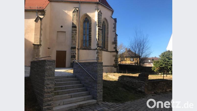 Das Umfeld der Spitalkirche soll schöner werden. Dazu gehört es, die störend wirkende Treppe wieder zu beseitigen. Bild: jua