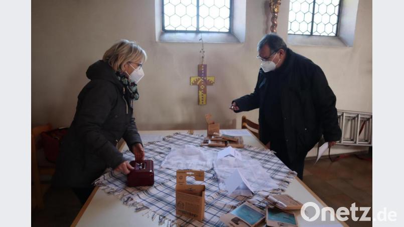 Auch Organist Helmut Wolf nahm sich ein wiederverwendbares Netz für den nächsten Einkauf mit. Bild: wrm