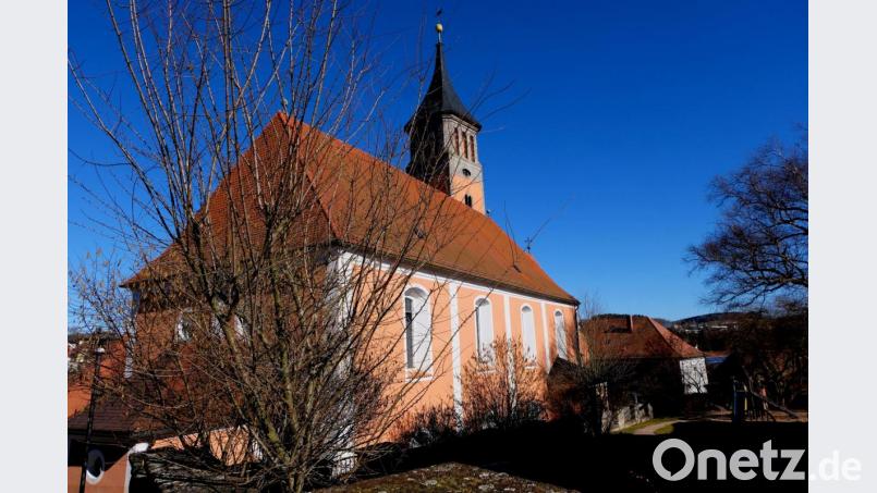 Dem ältesten Bauwerk im Flosser Amt, der evangelischen Pfarrkirche St. Johannes Baptista, kommt in der Veranstaltungsreihe „Simultankirche des Jahres 2021&quot; eine besondere Bedeutung zu. Bild: le