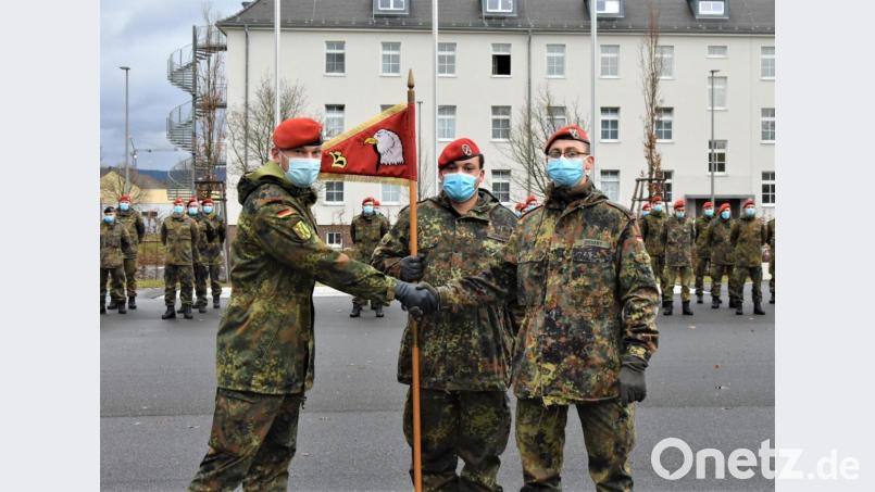 Oberstleutnant Stefan Zadlo nahm die Wimpelübergabe vor. Bild: Mario Hönig/Bundeswehr/exb