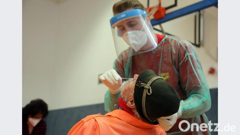 Schnelltests sollen helfen, eine Corona-Infektion früh zu erkennen und die Ausbreitung des Virus zu verhindern. Bild: Wolfgang Steinbacher