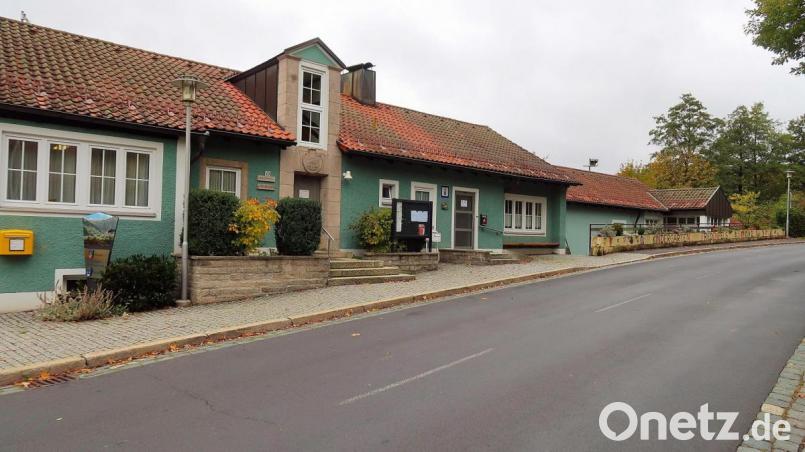 Auf hochwertiges LED-Licht bei der Straßenbeleuchtung, wie bereits in der Gemmingen-Straße (Bild), setzt künftig die Gemeinde Friedenfels. Bild: bsc