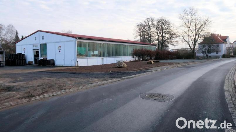 Keinen Hinweis findet man mehr auf die frühere Tankstelle (einst vor der Lagerhalle der Schlossbrauerei). Die genauen Kosten der Rückbaumaßnahmen stehen noch nicht fest. Bild: bsc